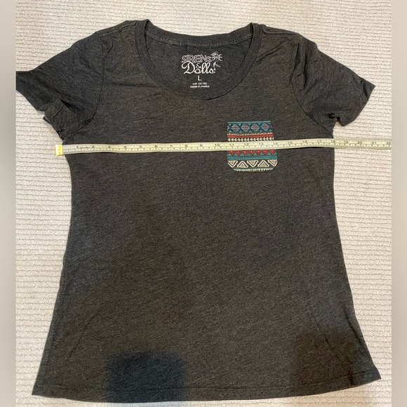 Sirens & Dolls Gey T-Shirt with Colorful Pocket, short-sleeve, Ladies Large - Picture 6 of 9